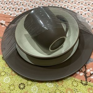 Noritake colorwave Chocalate Dinnerware 3Pc